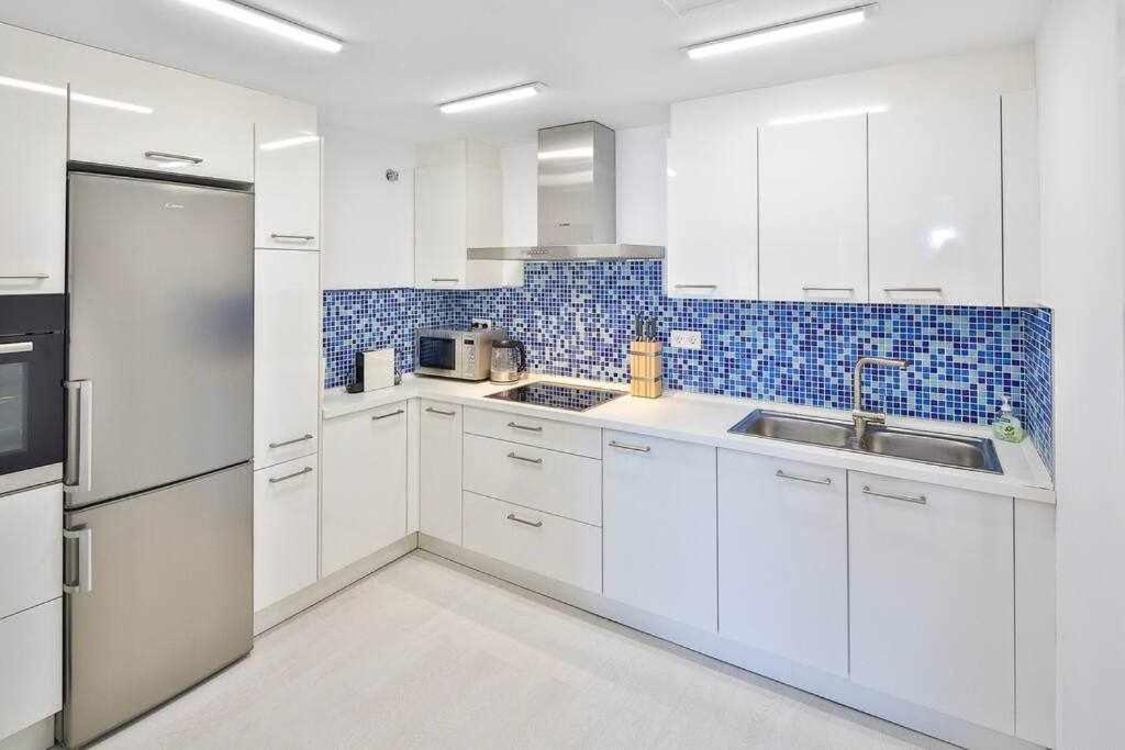 Puerto Banus Penthouse Apartment K1 ماربيا المظهر الخارجي الصورة