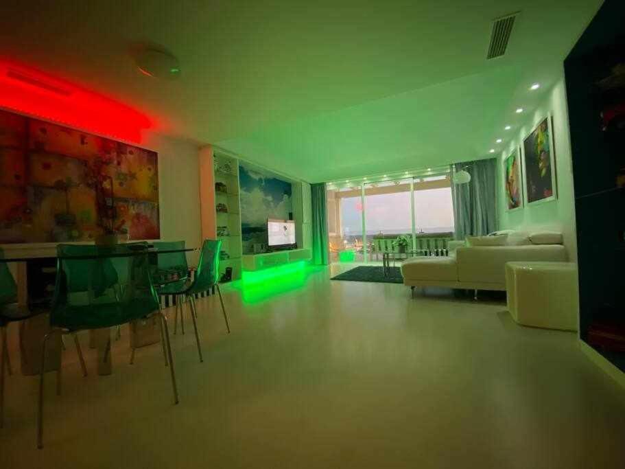 Puerto Banus Penthouse Apartment K1 ماربيا المظهر الخارجي الصورة